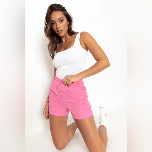 Blackmilk HOT PINK SHORTS - LIMITED size 20 NWT new - Picture 5 of 7